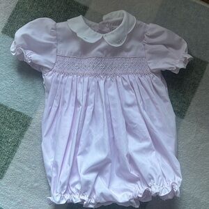 Smocked scallop collar bubble